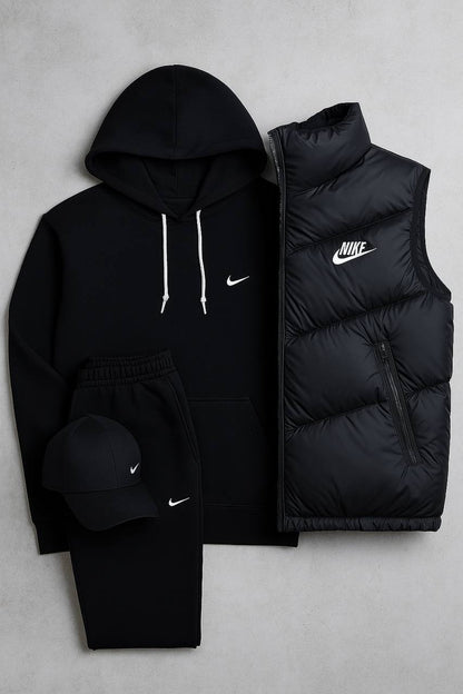 Nk™ Set Completo – Felpa, Pantaloni, Giacca Puffer & T-shirt