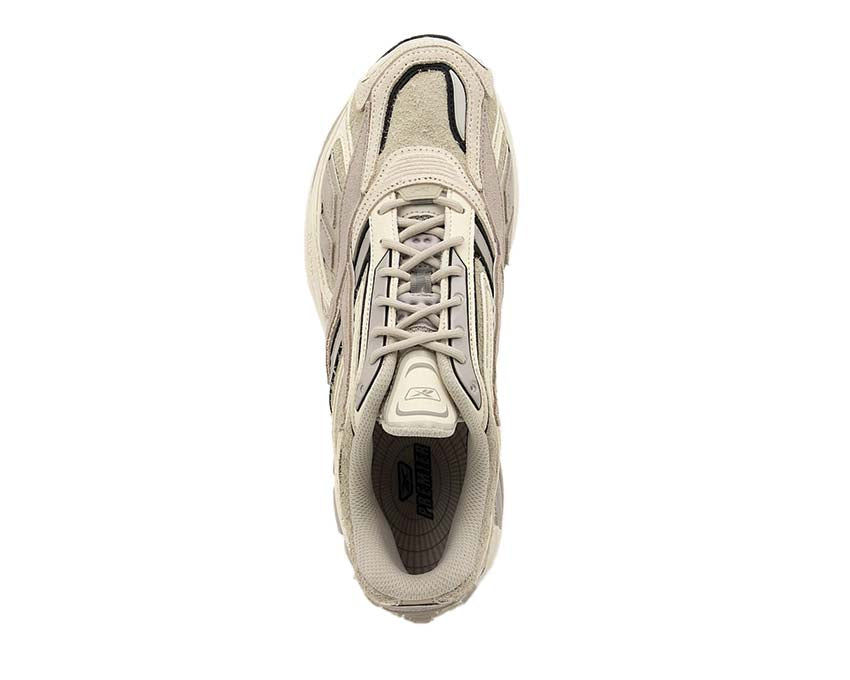 Scarpe da corsa su strada in tonalità avena