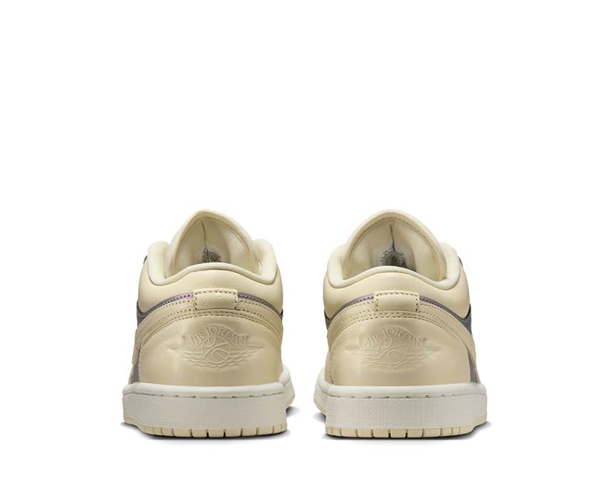 Scarpe da ginnastica basse da donna in tessuto chiaro