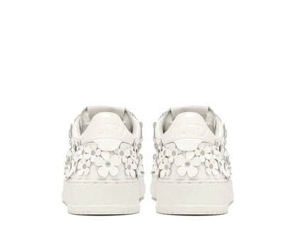 Scarpe da ginnastica basse da donna in pelle con dettagli floreali
