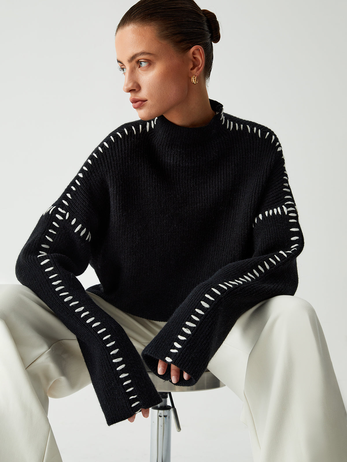 Maglione Oversized con Collo Alto di Milena Maglione
