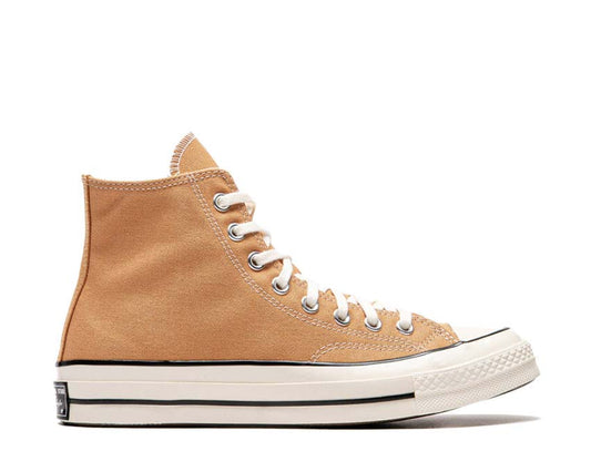 Scarpe alte in tela color argilla con suola in gomma