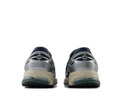 Scarpe da corsa in tonalità verde scuro 1906L