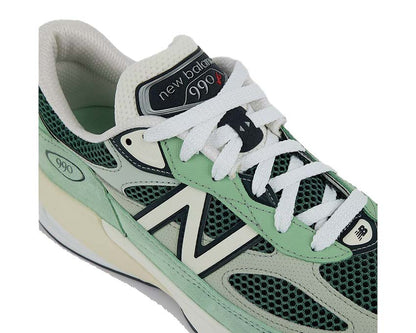 Scarpe da ginnastica in pelle e tessuto con suola ammortizzata, colore menta naturale, produzione USA