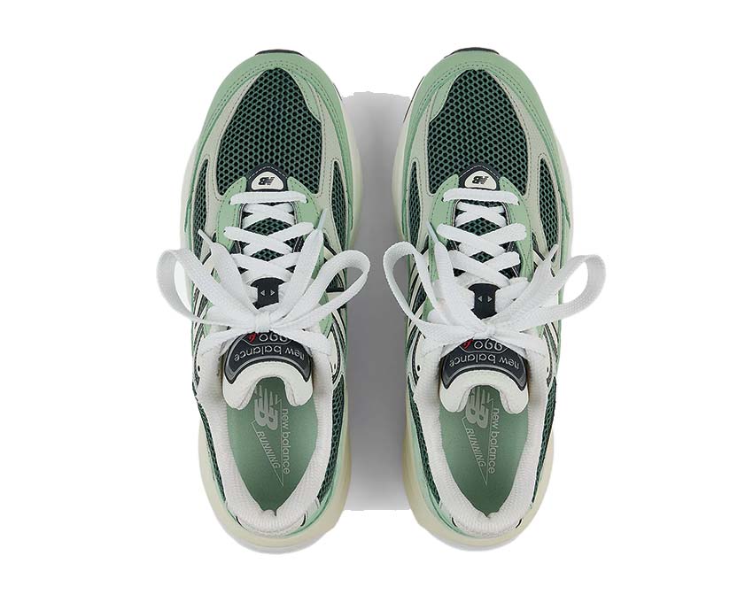 Scarpe da ginnastica in pelle e tessuto con suola ammortizzata, colore menta naturale, produzione USA