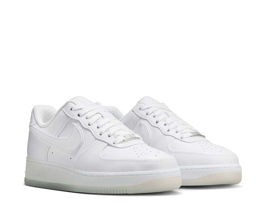 Scarpe basse in pelle con design esclusivo e dettagli raffinati