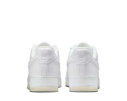 Scarpe basse in pelle con design esclusivo e dettagli raffinati