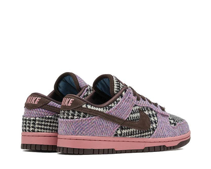 Scarpa bassa in tweed con design classico