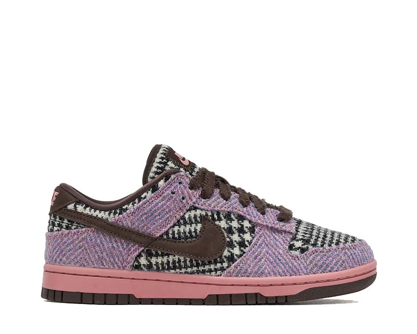 Scarpa bassa in tweed con design classico