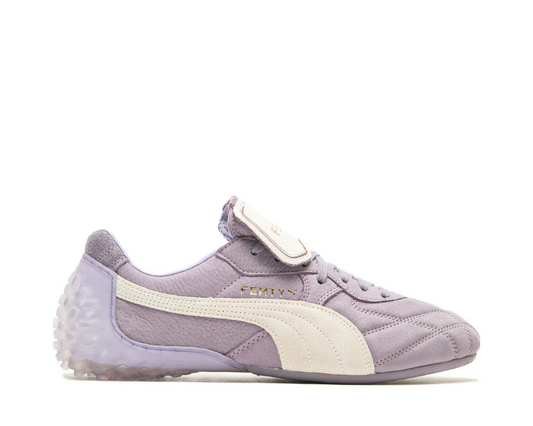 Scarpa sportiva in pelle color prugna chiaro con design moderno