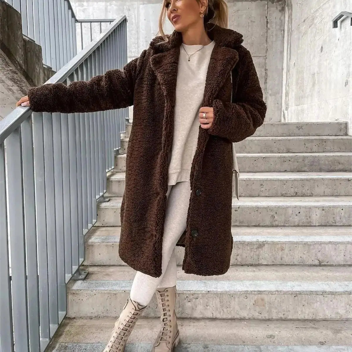 Selene – Cozy Longline Coat