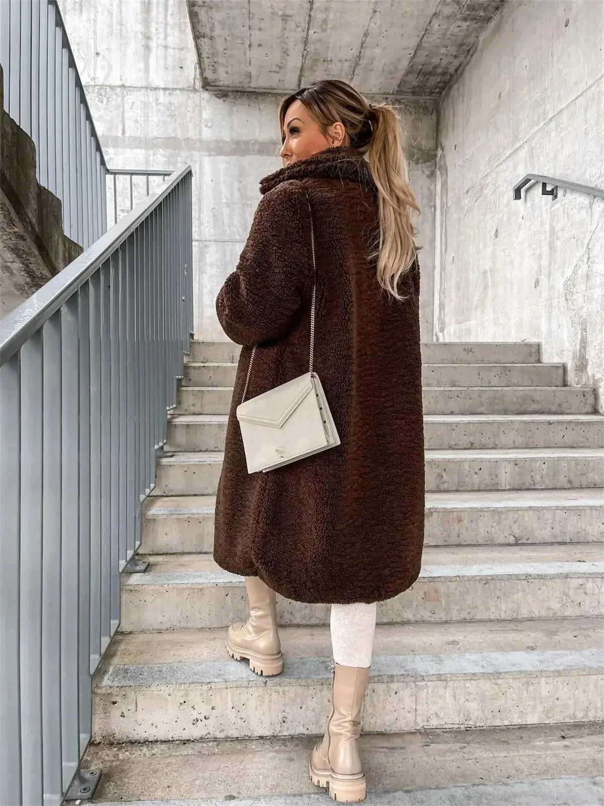Selene – Cozy Longline Coat