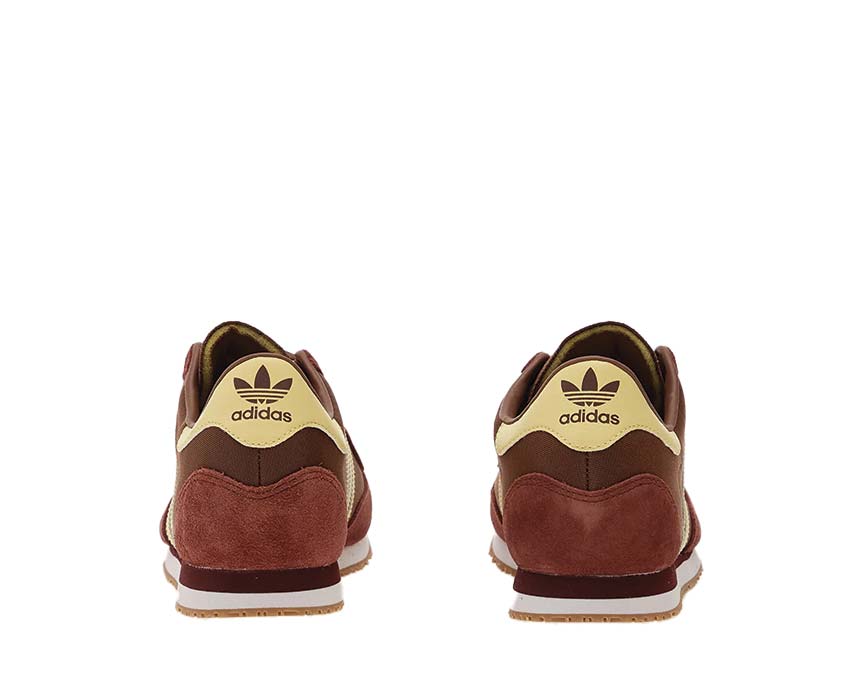 Scarpe da ginnastica da donna in stile classico