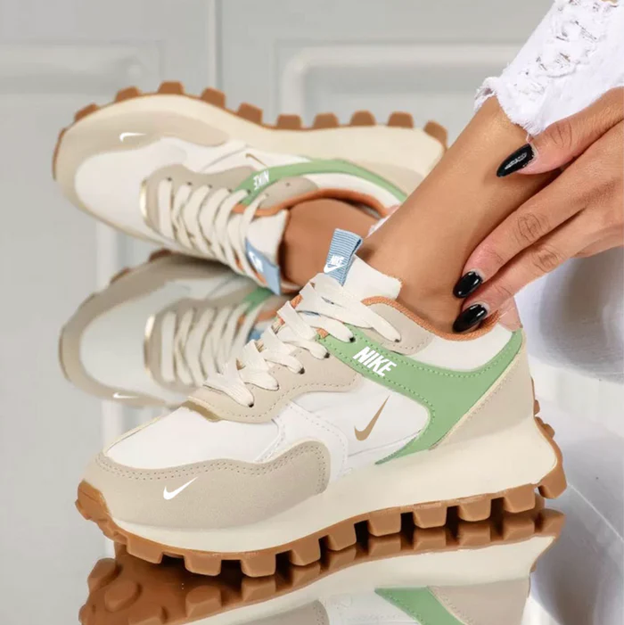 Sneakers per donne