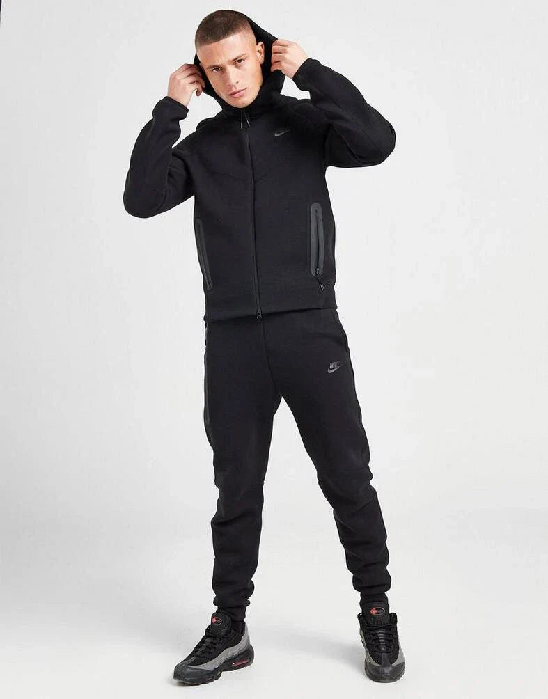 NK Tech Fleece Completo